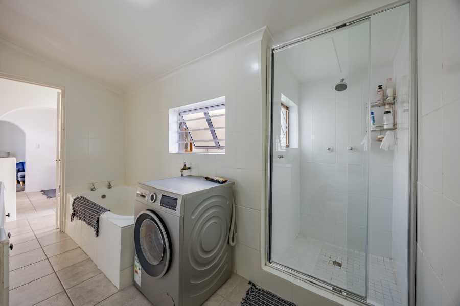 2 Bedroom Property for Sale in Observatory Western Cape
